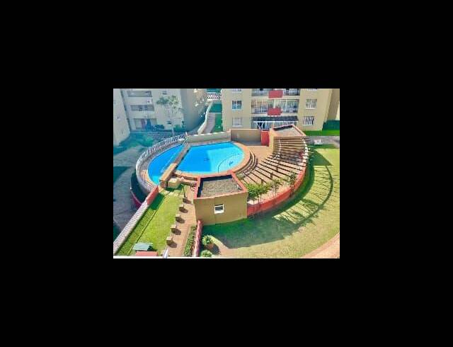 1 BEDROOM APARTMENT FOR SALE IN UMHLANGA RIDGE